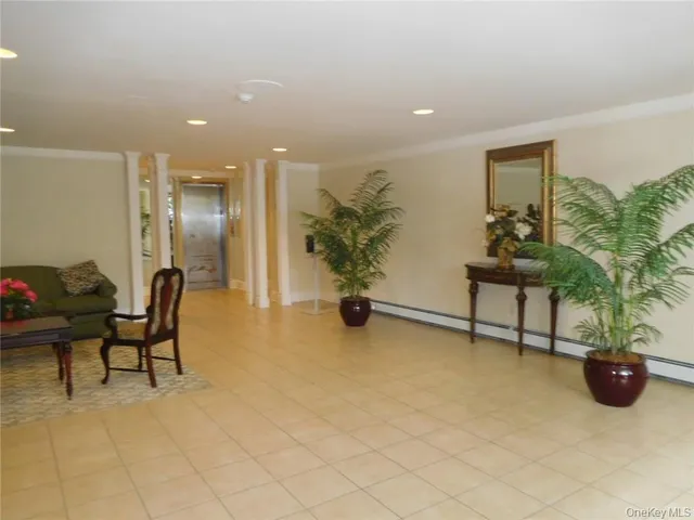 $2,250 | 2 Consulate Drive, Unit 1P, Tuckahoe, NY 10707