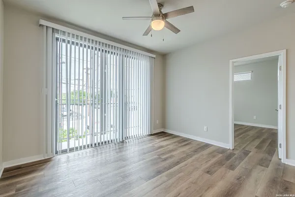 $1,400 | 711 South Frio Street, Unit 1301, San Antonio, TX 78207