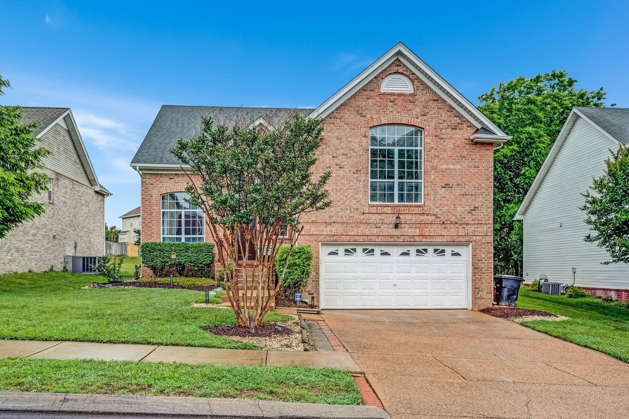 411 Orchid Road Franklin, TN 37064 - Photo 4 of 47 Gallery Image 4
