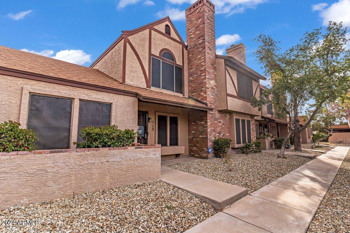 8111 West Wacker Road, Unit 113 Peoria, AZ 85381 - Photo 2 of 16 DSC05096