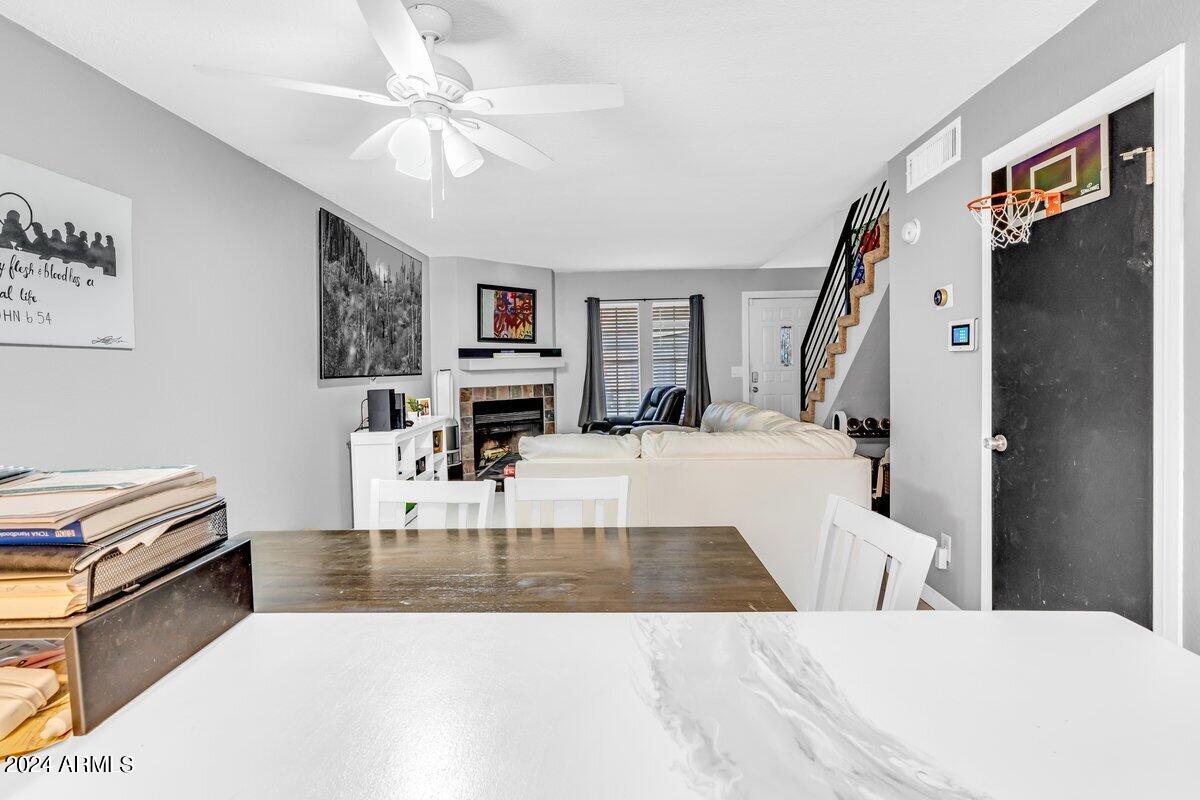 8111 West Wacker Road, Unit 113 Peoria, AZ 85381 - Photo 10 of 16 DSC05042