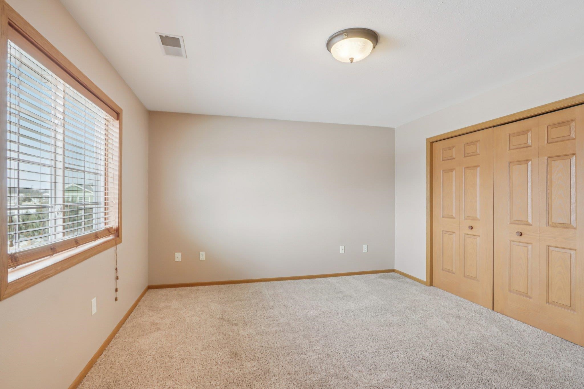 1608 Commonwealth Drive Fort Atkinson, WI 53538 - Photo 23 of 36