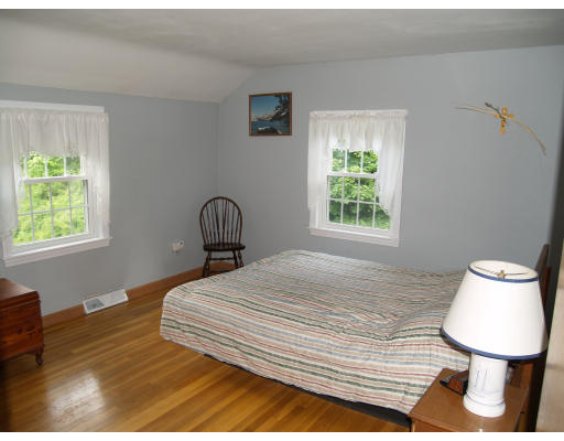 39 Horseshoe Road Chelmsford, MA 01824 - Photo 11 of 20 Gallery Image 11