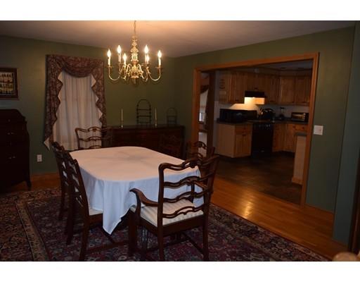 89 Dr Braley Road Freetown, MA 02717 - Photo 5 of 16 Gallery Image 5