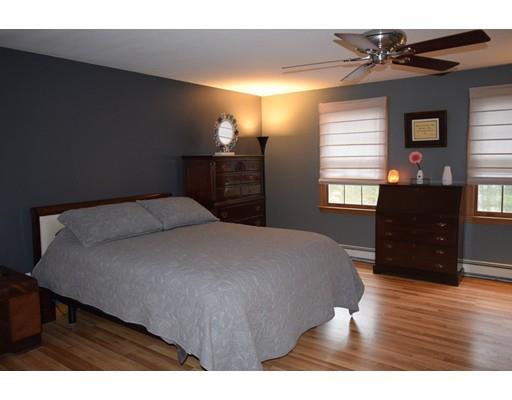 89 Dr Braley Road Freetown, MA 02717 - Photo 10 of 16 Gallery Image 10