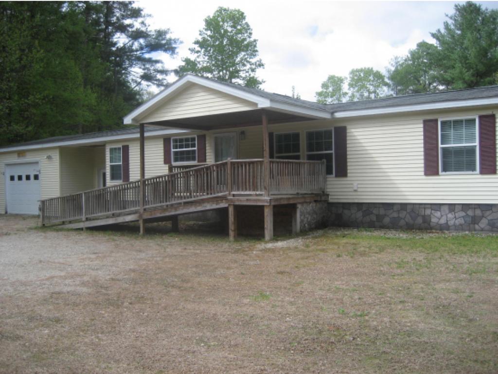 1124 Plains Road Pittsford, VT 05763 - Photo 1 of 20