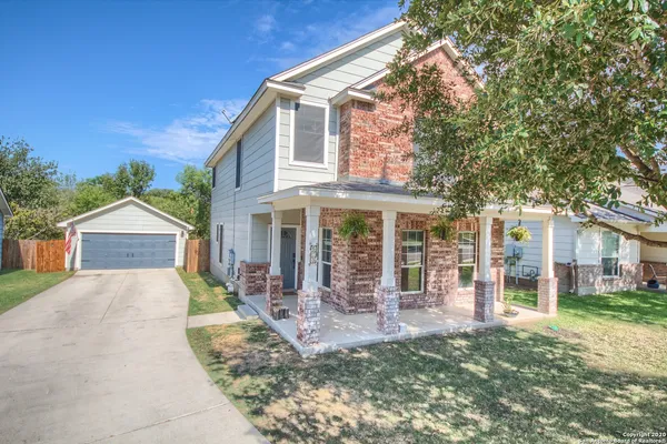 $2,000 | 503 Willow Grove Drive, San Antonio, TX 78245