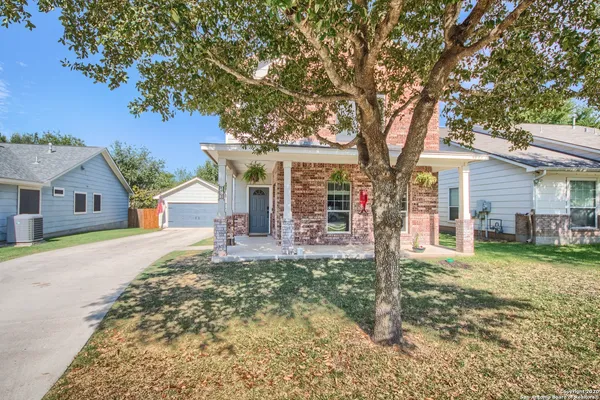 $2,000 | 503 Willow Grove Drive, San Antonio, TX 78245