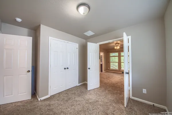 $2,000 | 503 Willow Grove Drive, San Antonio, TX 78245