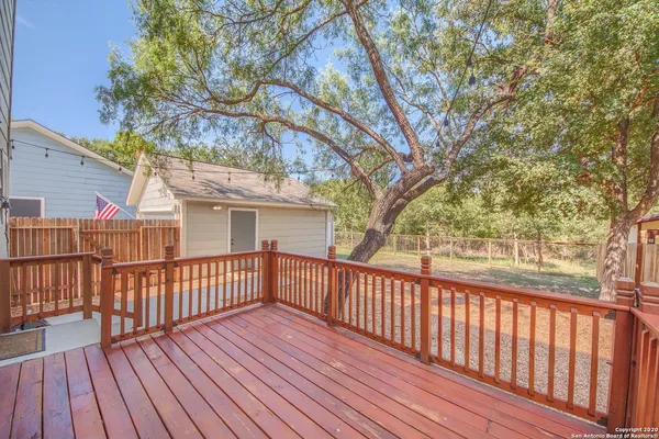 $2,000 | 503 Willow Grove Drive, San Antonio, TX 78245