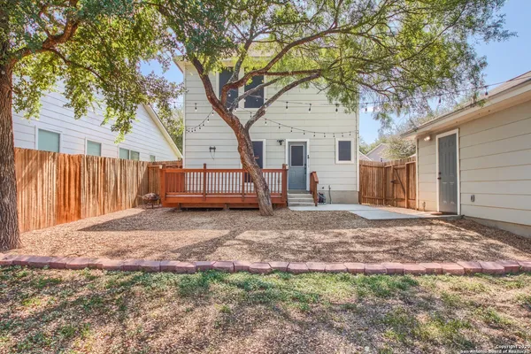 $2,000 | 503 Willow Grove Drive, San Antonio, TX 78245