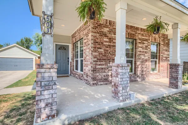 $2,000 | 503 Willow Grove Drive, San Antonio, TX 78245