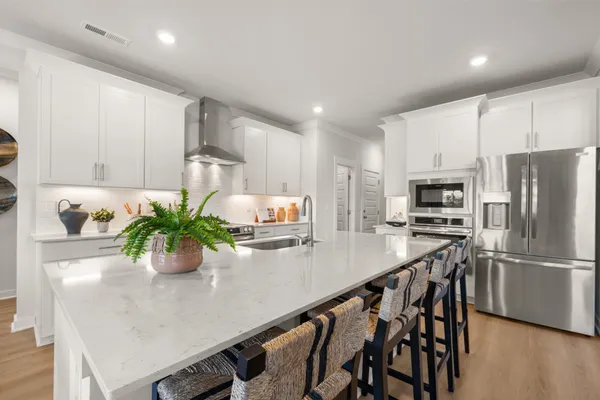 $637,490 | 1232 Essem Drive, Murfreesboro, TN 37130