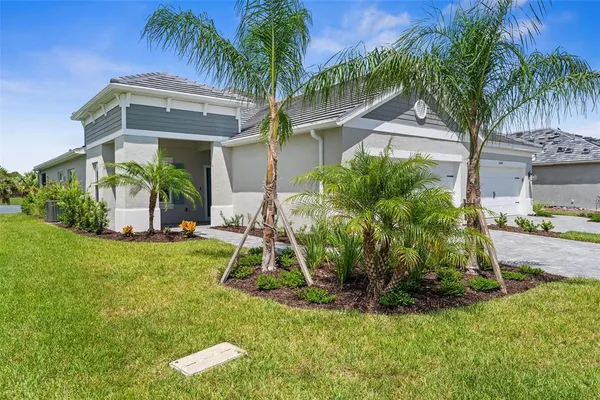 $2,800 | 4338 Tamarind Place, Bradenton, FL 34203