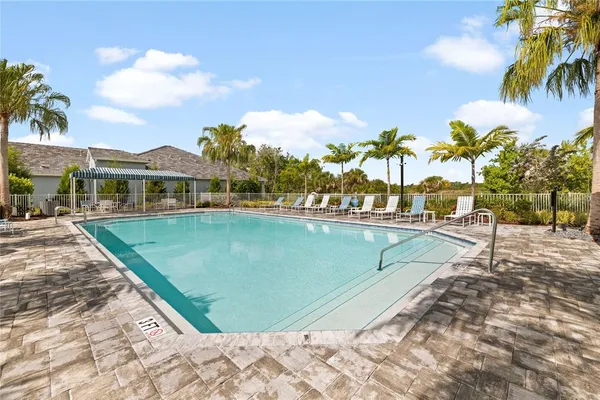 $2,800 | 4338 Tamarind Place, Bradenton, FL 34203