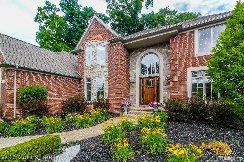 6960 Oakhurst Ridge Road Clarkston, MI 48348 - Photo 4 of 84 004-5976377-medium.jpg