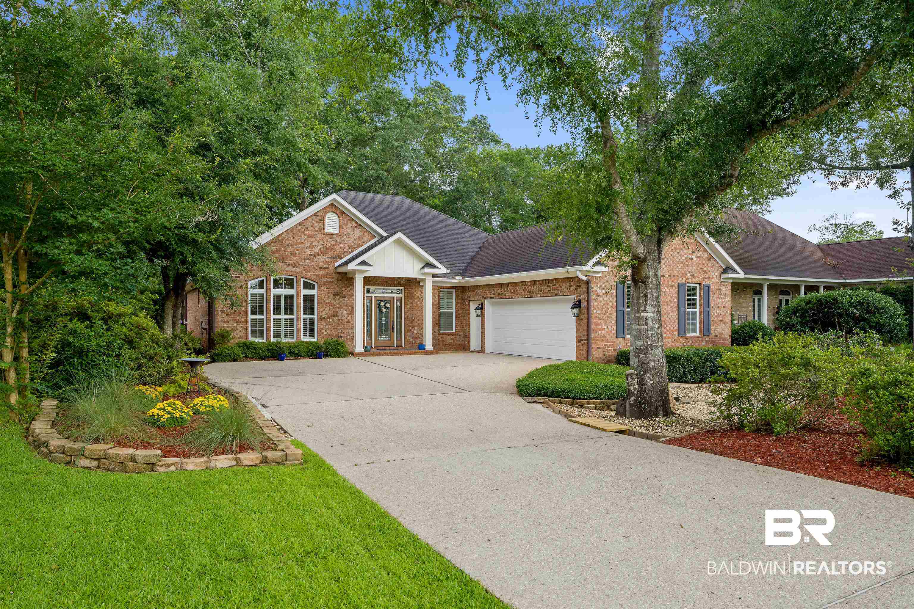116 Wedge Loop Fairhope, AL 36532 - Photo 2 of 32 Carriage Garage Entrance