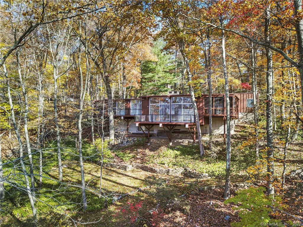 110 Round Lake Road Ridgefield, CT 06877 - Photo 1 of 1 Spectacular Contemporary Ranch