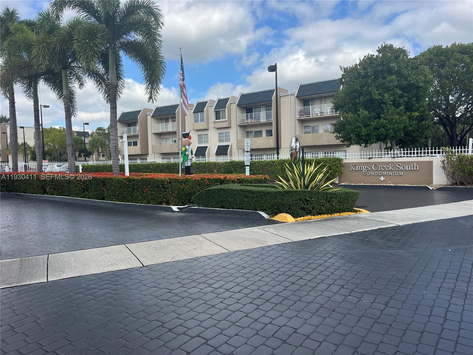 7725 Southwest 86th Street, Unit A1314 Miami, FL 33143 - Photo 3 of 11