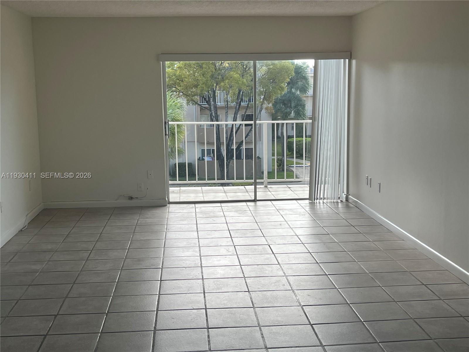 7725 Southwest 86th Street, Unit A1314 Miami, FL 33143 - Photo 5 of 11