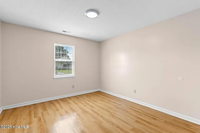 $1,550 | 2045 Derby Run Road, Jacksonville, NC 28546