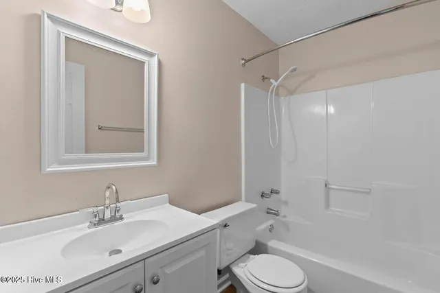 $1,550 | 2045 Derby Run Road, Jacksonville, NC 28546