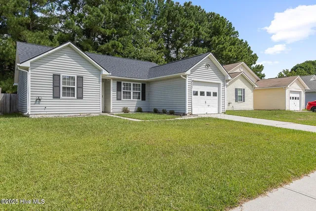 $1,550 | 2045 Derby Run Road, Jacksonville, NC 28546