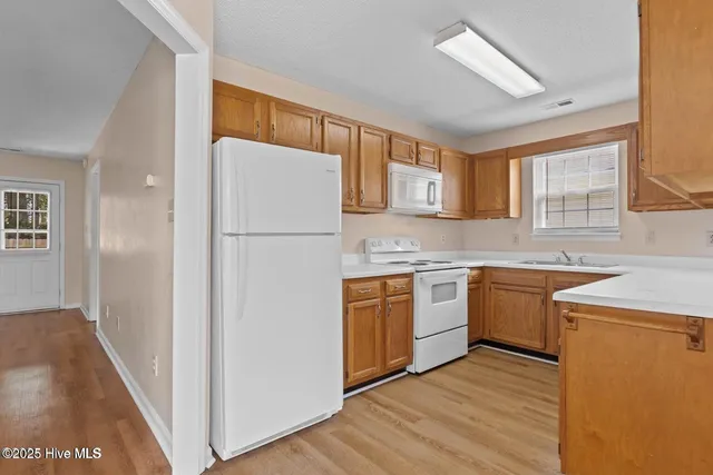 $1,550 | 2045 Derby Run Road, Jacksonville, NC 28546