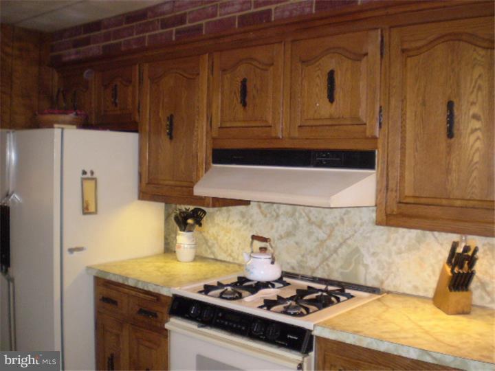 279 Madison Road Mantua, NJ 08051 - Photo 5 of 24 Gallery Image 5