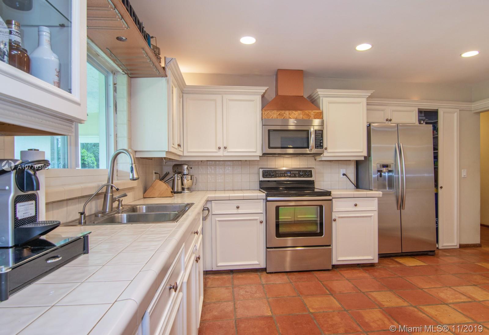 4901 Southwest 163rd Avenue Southwest Ranches, FL 33331 - Photo 14 of 43 Gallery Image 14