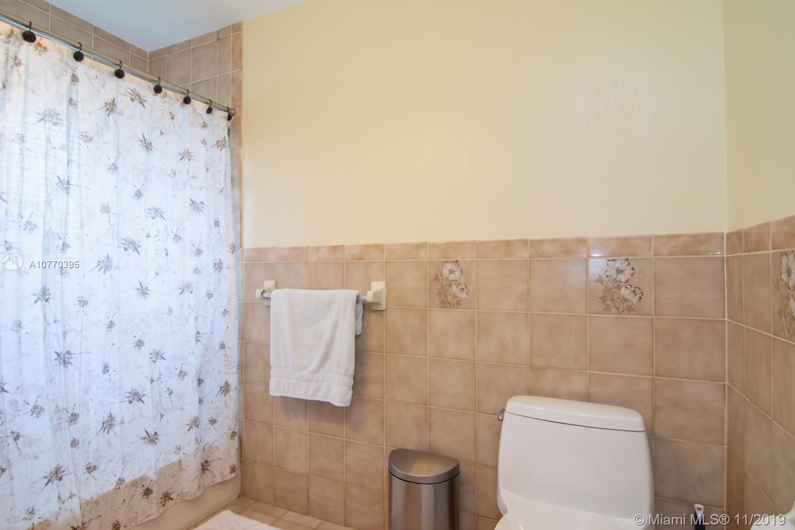 4901 Southwest 163rd Avenue Southwest Ranches, FL 33331 - Photo 33 of 43 Gallery Image 33
