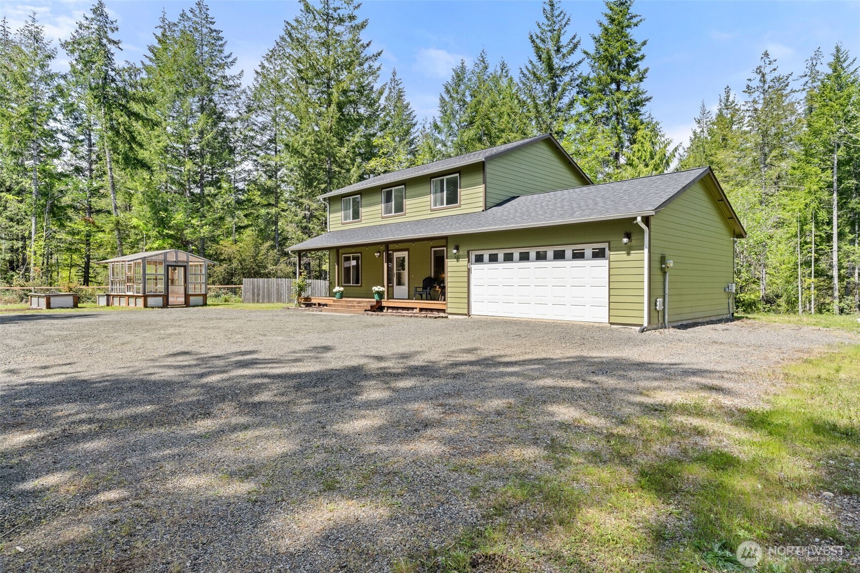 401 East Sunset Ridge Road Union, WA 98592 - Photo 28 of 37 a house view with a outdoor space