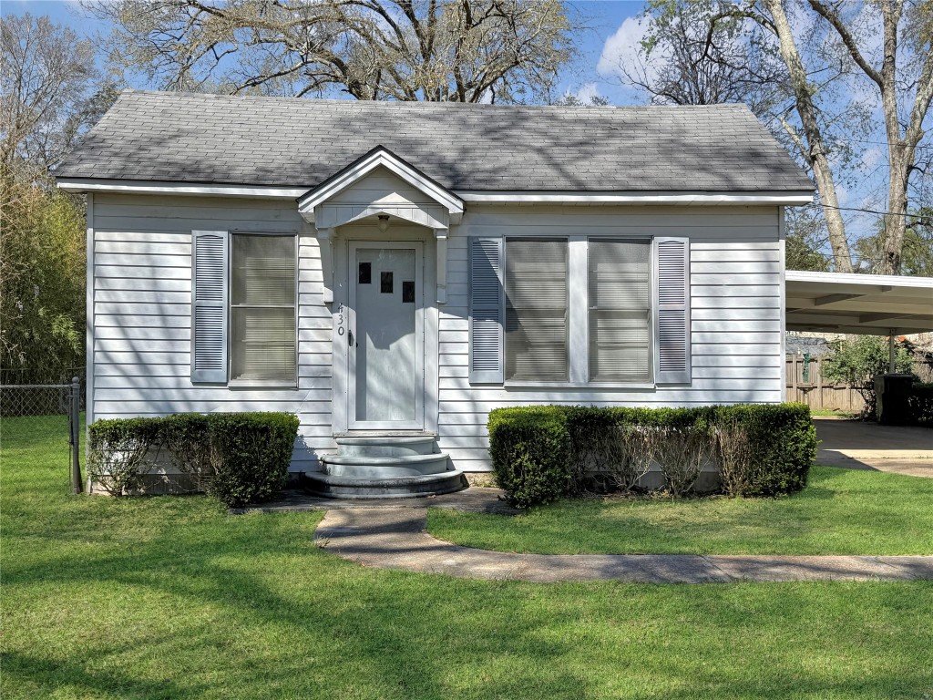 430 West Water Street Jasper, TX 75951 - Photo 2 of 19