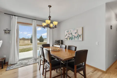 $449,900 | 1426 Chadsworth Drive, Sun Prairie, WI 53590