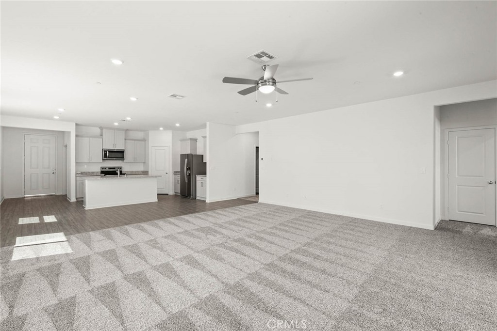 42490 Isla Court Indio, CA 92201 - Photo 4 of 17