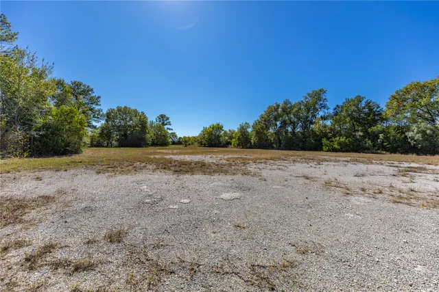 $3,000 | 351 East Glenn Street, Bellville, TX 77418