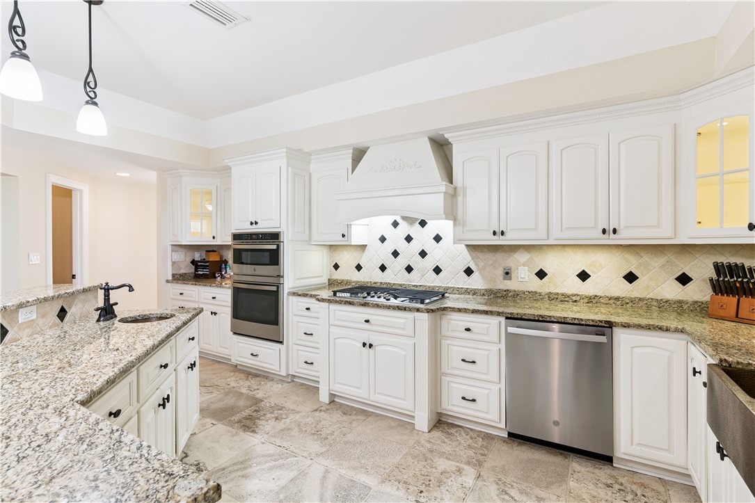 203 Sandpiper Road Brunswick, GA 31523 - Photo 15 of 57