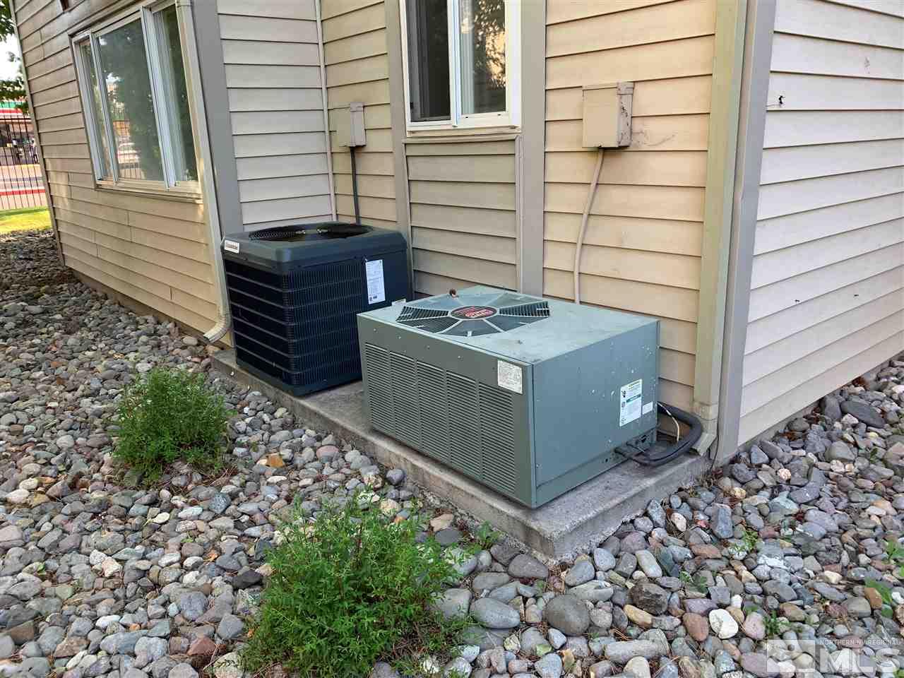 2374 Roundhouse Road Sparks, NV 89431 - Photo 3 of 16 Photo 3