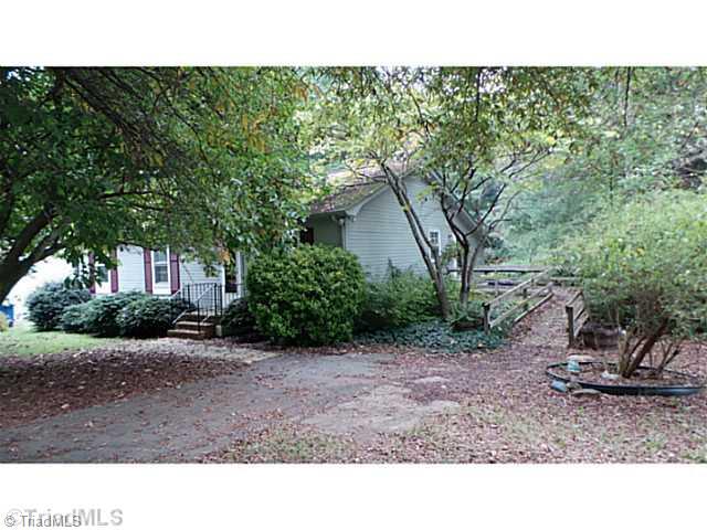 1880 Bethania-Rural Hall Road Winston-Salem, NC 27106 - Photo 13 of 15 Exterior Front.
