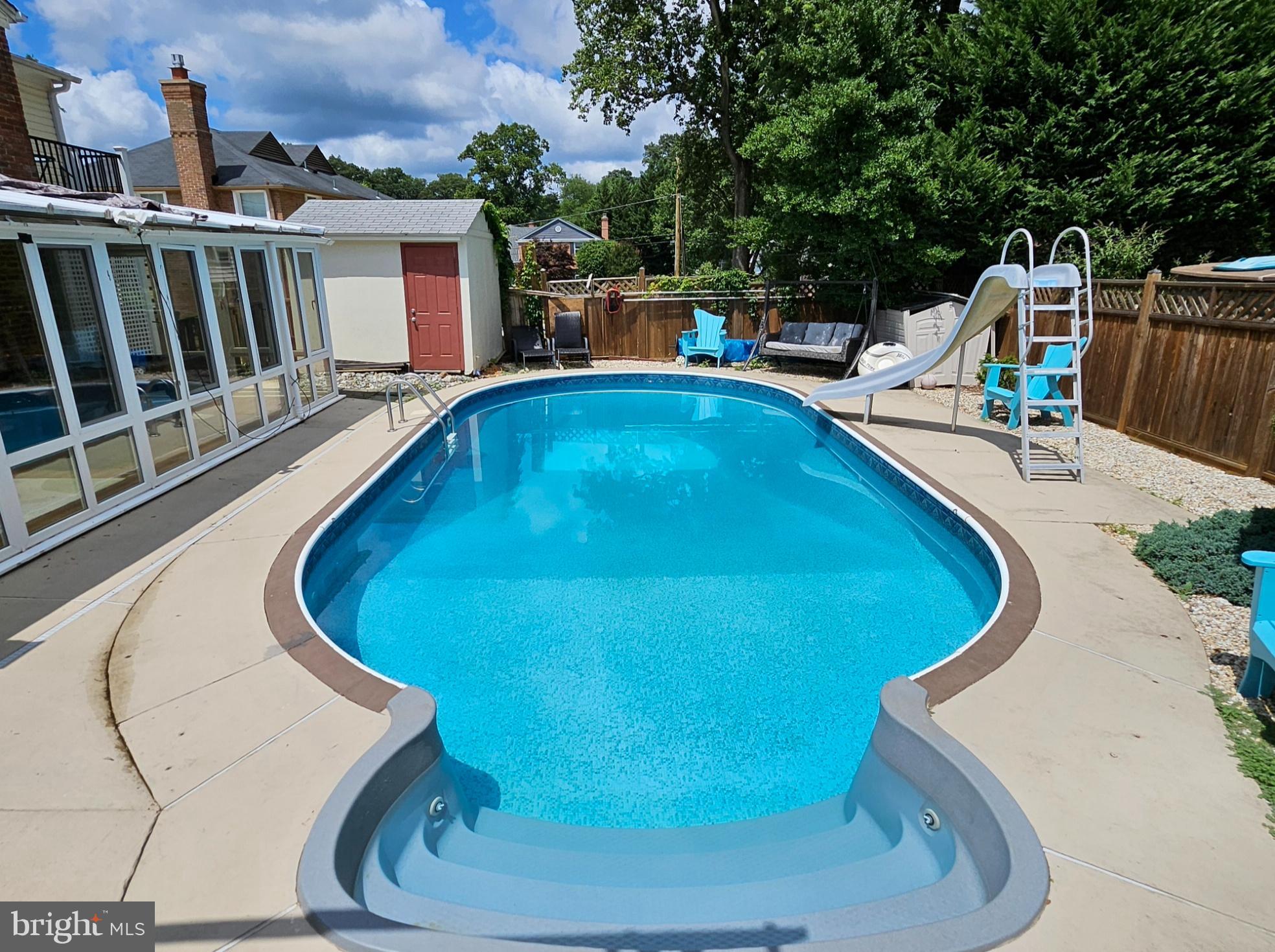 8001 Postoak Road Potomac, MD 20854 - Photo 5 of 30 Inviting poolside retreat for summer fun.