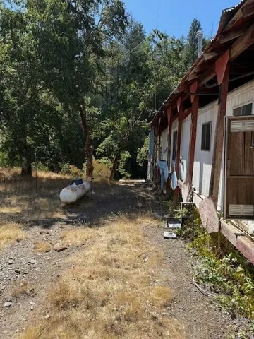 $99,000 | 26410 Highway 3, Douglas City, CA 96024