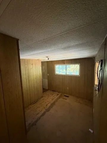 $99,000 | 26410 Highway 3, Douglas City, CA 96024