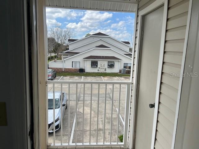 2927 Rio Grande Trail, Unit 2927 Kissimmee, FL 34741 - Photo 8 of 11 a picture of a window