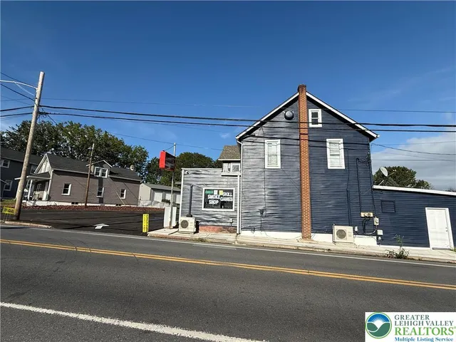 $695,000 | 500 Belfast Road, Nazareth, PA 18064