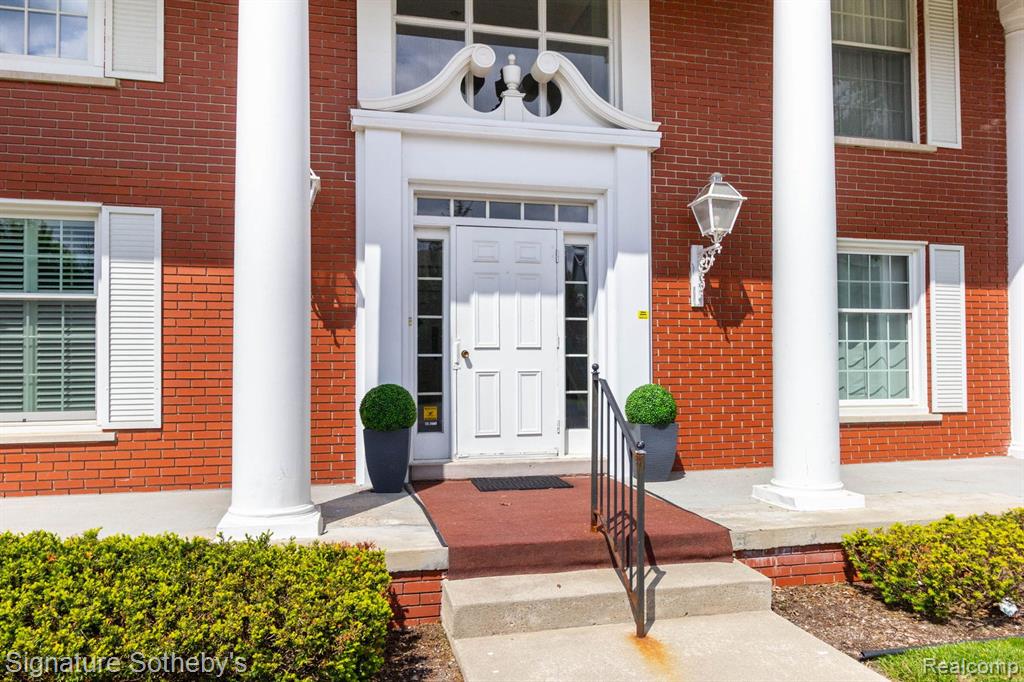 19710 West 13 Mile Road, Unit 101 Beverly Hills, MI 48025 - Photo 36 of 40