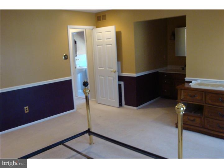 144 Greendale Road Philadelphia, PA 19154 - Photo 14 of 25 Master Bedroom
