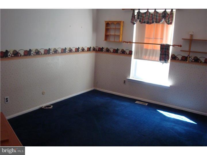 144 Greendale Road Philadelphia, PA 19154 - Photo 20 of 25 Bedroom 3