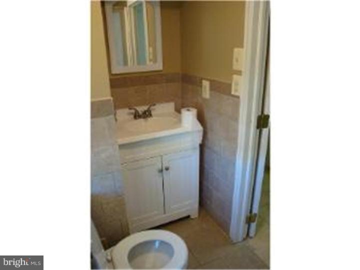 144 Greendale Road Philadelphia, PA 19154 - Photo 24 of 25 Bathroom