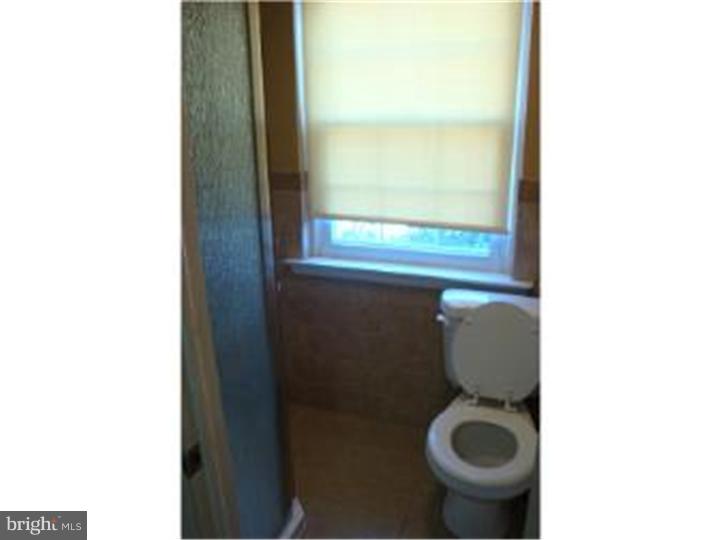 144 Greendale Road Philadelphia, PA 19154 - Photo 25 of 25 Bathroom