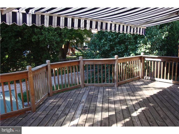 144 Greendale Road Philadelphia, PA 19154 - Photo 9 of 25 Deck